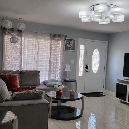 タンパ Mary'S Luxury Houseヴィラ エクステリア 写真