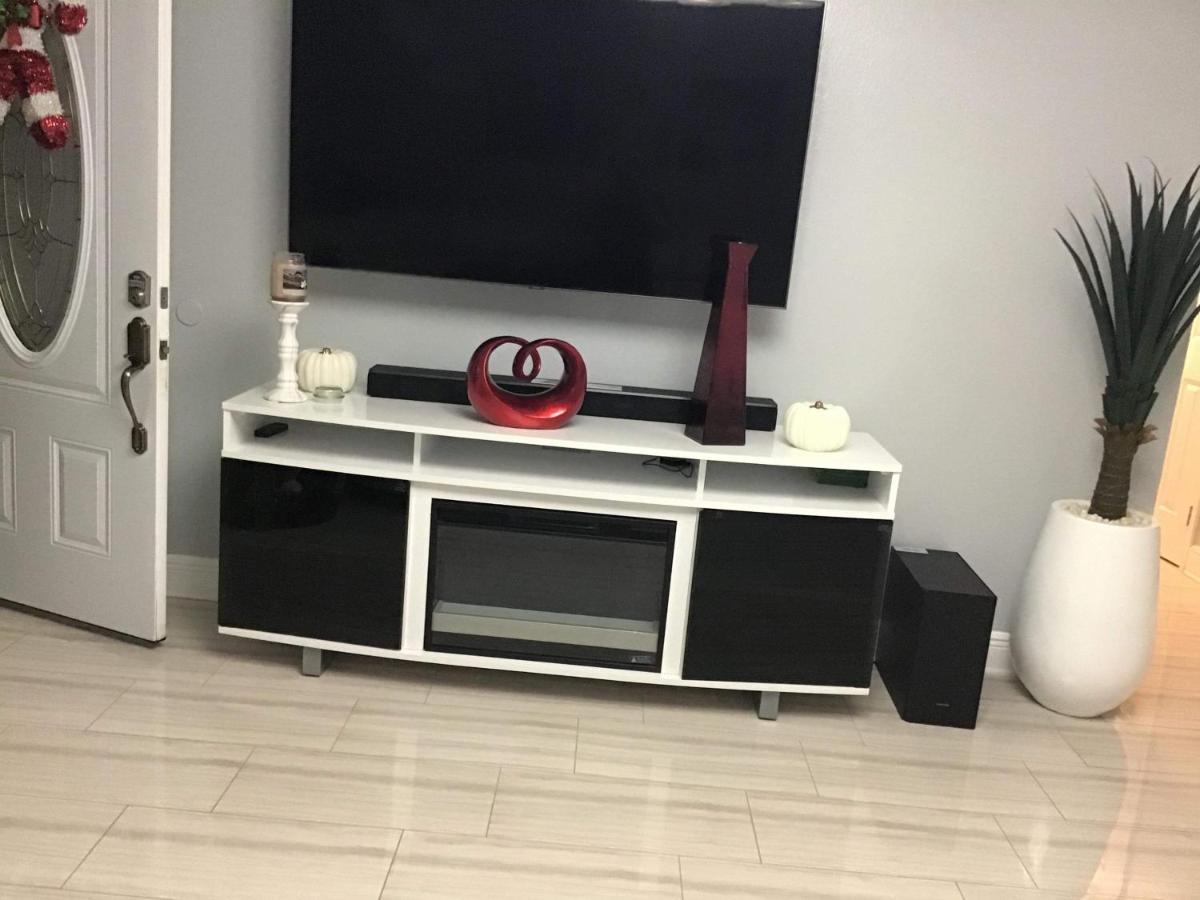 タンパ Mary'S Luxury Houseヴィラ エクステリア 写真