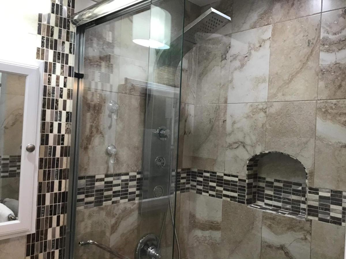 タンパ Mary'S Luxury Houseヴィラ エクステリア 写真